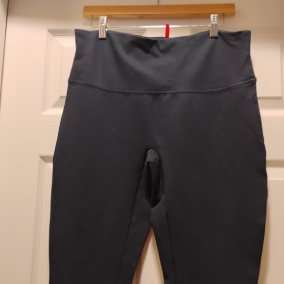 Spanx High-Waisted Navy Blue Leggings Form Fitting Enhancing Flattering Size XL - Picture 4 of 7